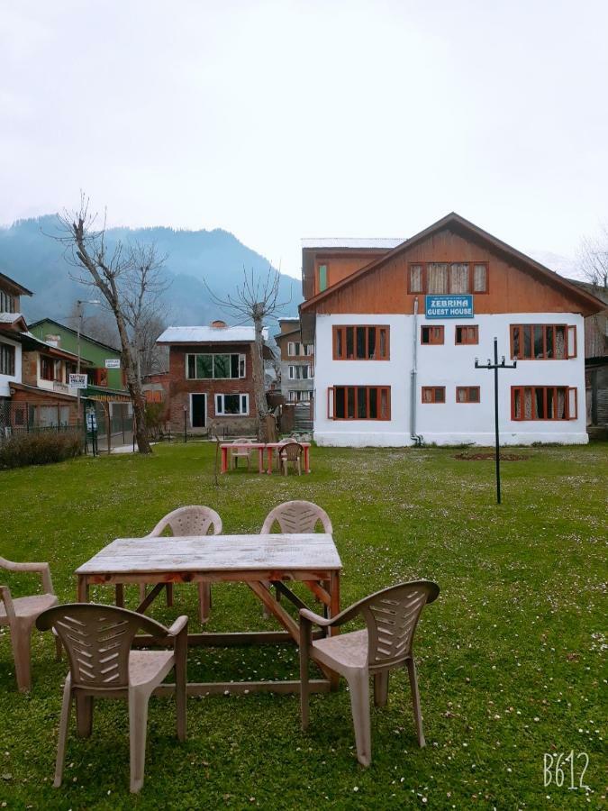 Zebrina Guest House Pahalgam Exterior photo